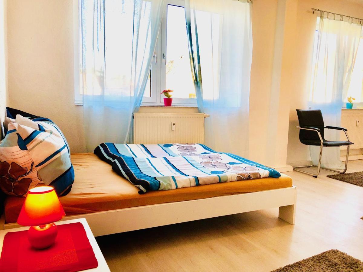 #World Monteurzimmer Schkeuditz Bagian luar foto